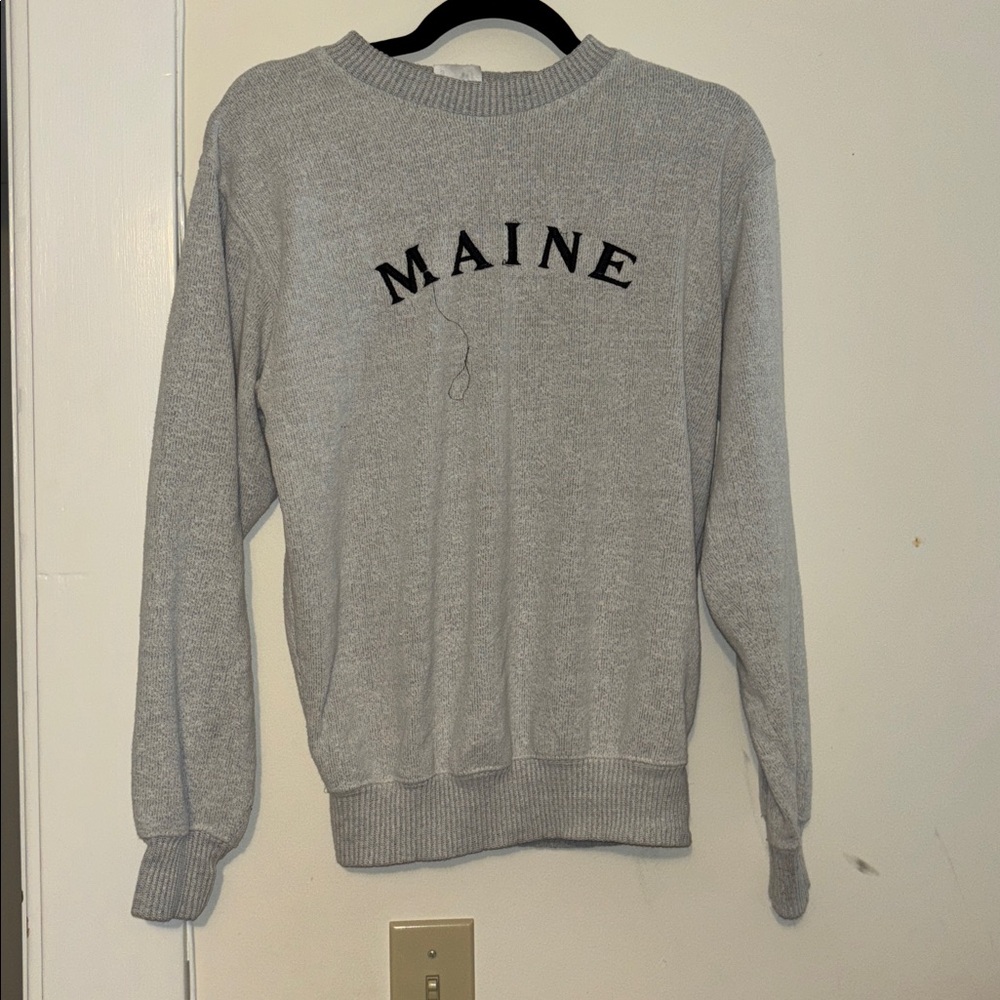 Gray 'Maine' Sweatshirt